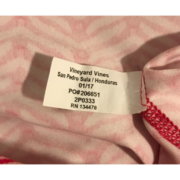 Vineyard Pink Whale Tail Print Performance Athletic Leggings - Size Small - Picture 5 of 8